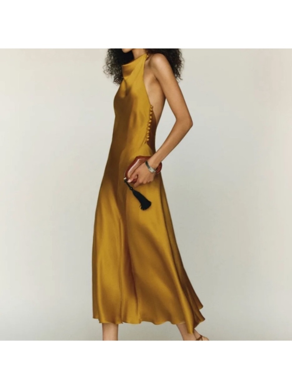 NWT Reformation Kaylah Silk Dress In Honey Mustard - size 4